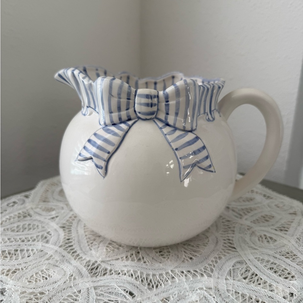The Haldon group bow teapot  Cottagecore farmhouse decor
